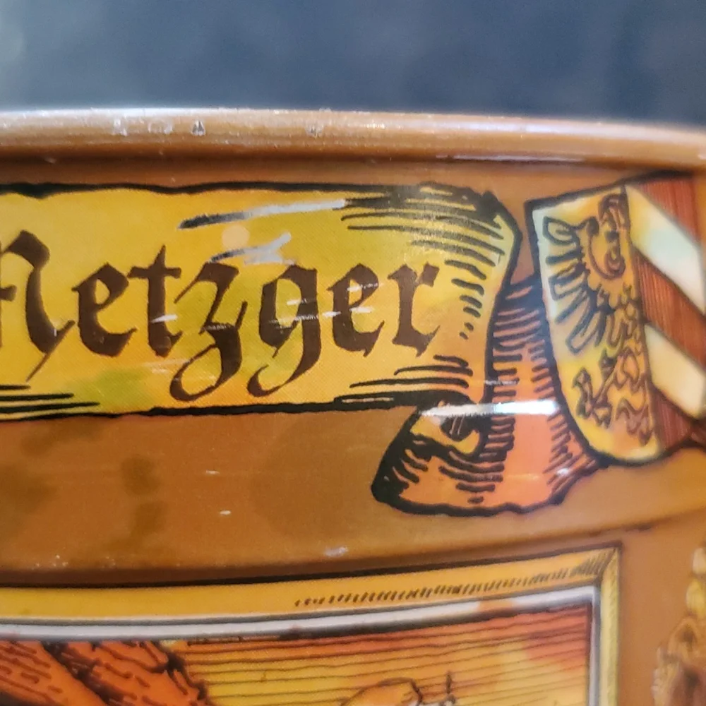 Vintage German Haeberlein Metzger almond & spiced cake tin - Picture 8 of 10